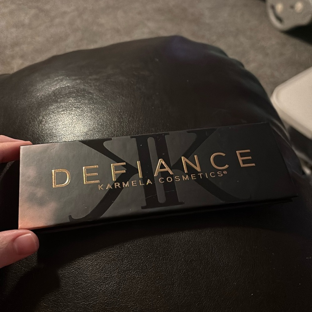 Karmela cosmetics defiance eye shadow palette never used